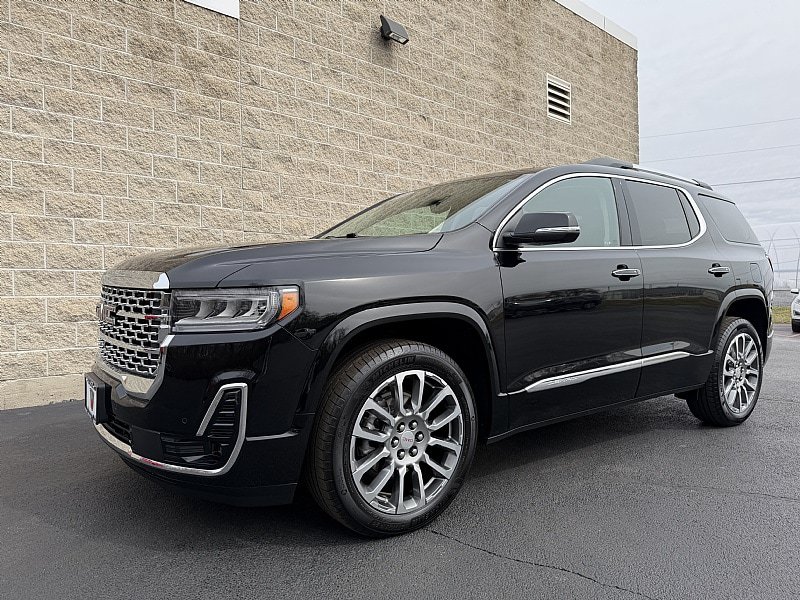 Used 2023 GMC Acadia Denali w/ Denali Technology Package AWD/4WD image 4