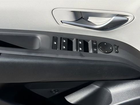 New 2026 Hyundai Tucson SEL image 17