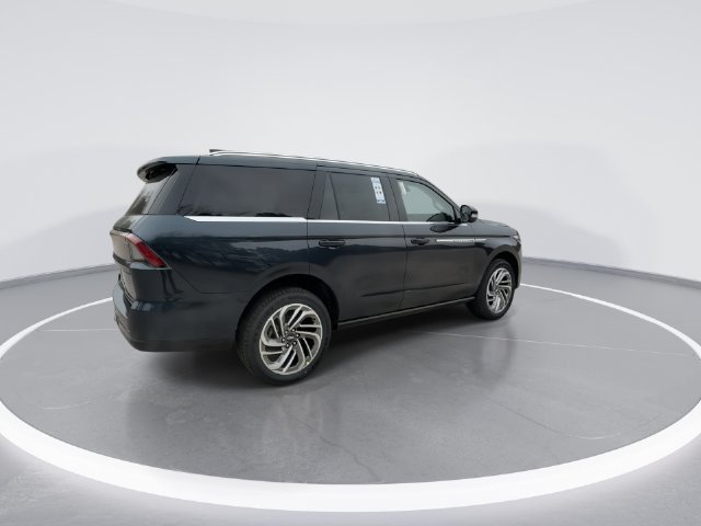 New 2025 Lincoln Navigator Reserve AWD/4WD image 8