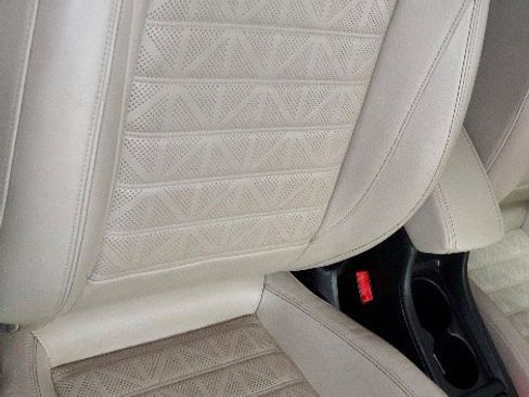 Used 2019 Buick Cascada Premium image 9