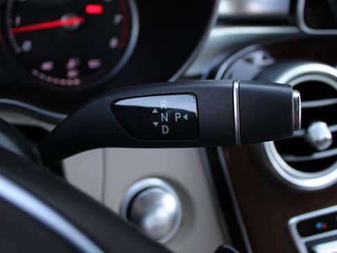 Used 2016 Mercedes-Benz C 300 Sedan image 9