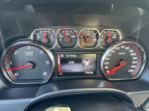 Used 2015 GMC Sierra 1500 SLT w/ SLT Crew Cab Value Package image 27