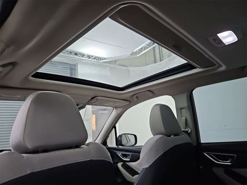 Used 2022 Subaru Forester Premium image 22