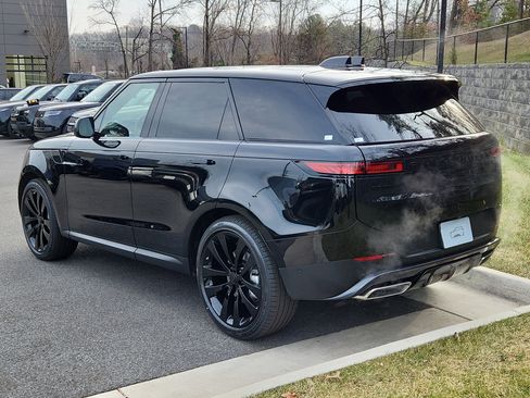 New 2026 Land Rover Range Rover Sport SE image 12