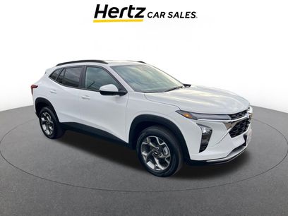 Used 2025 Chevrolet Trax LT