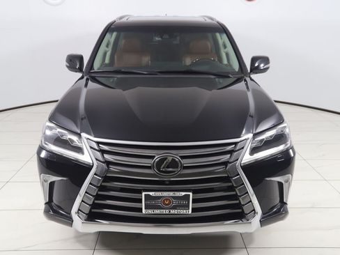 Used 2020 Lexus LX 570 4WD w/ Luxury Package image 59