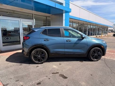 Used 2024 Buick Encore GX Sport Touring image 9