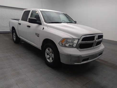 Used 2022 RAM 1500 Classic SLT image 13