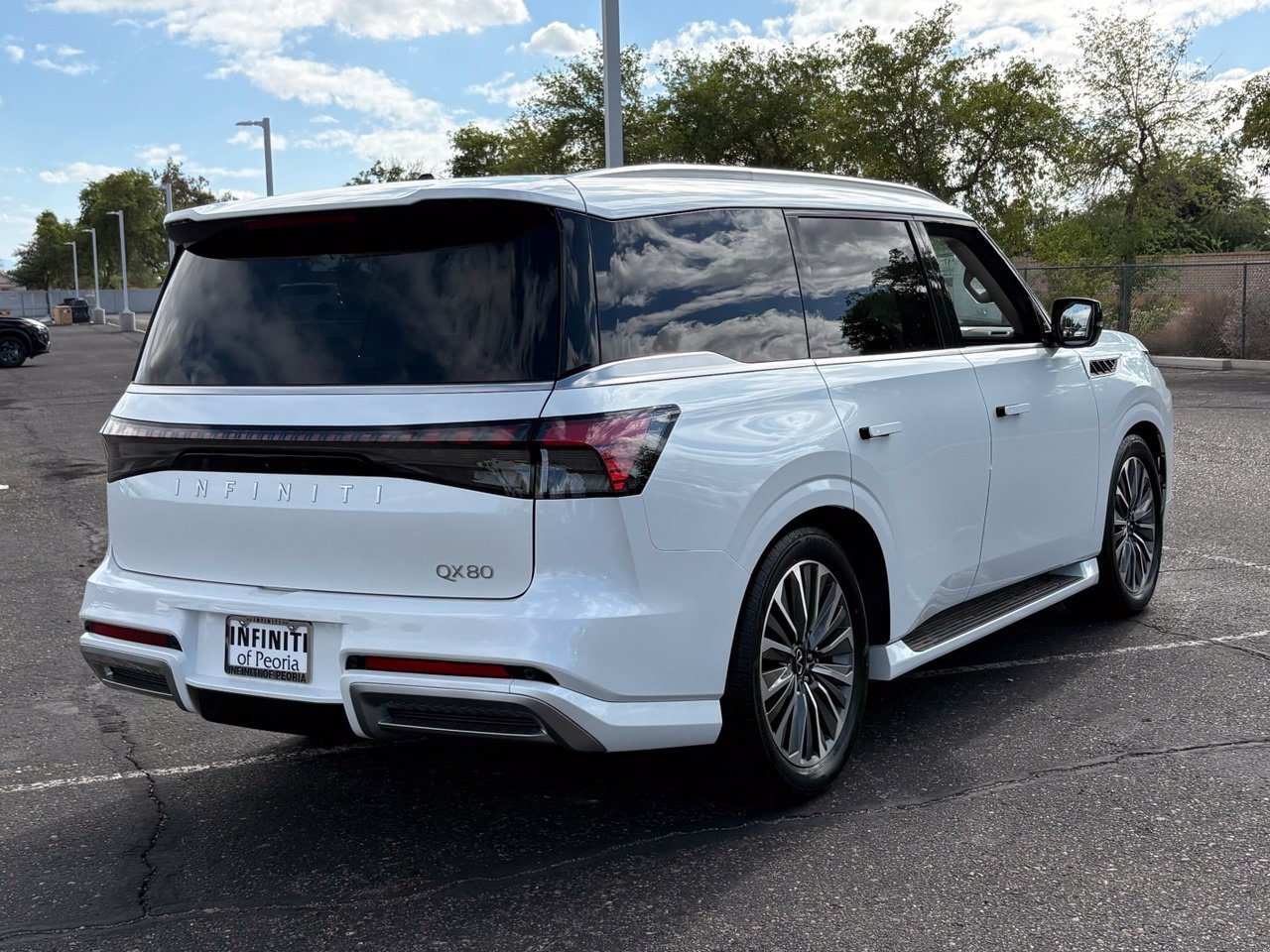 New 2027 INFINITI QX80 Luxe AWD/4WD image 6