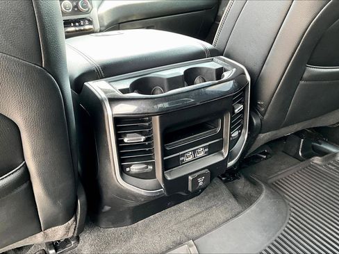 Used 2022 RAM 1500 Laramie w/ Sport Appearance Package image 17