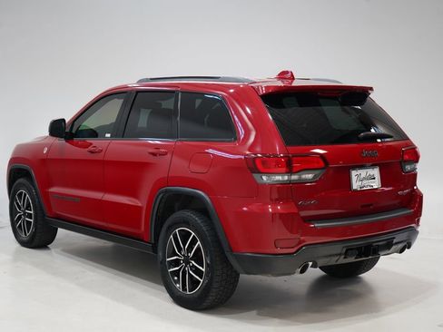 Used 2019 Jeep Grand Cherokee Trailhawk w/ Trailhawk Luxury Group image 5