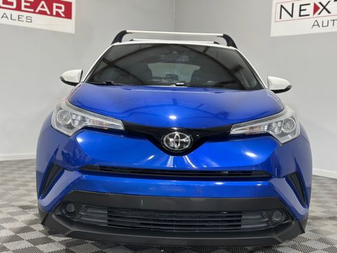 Used 2018 Toyota C-HR XLE image 5