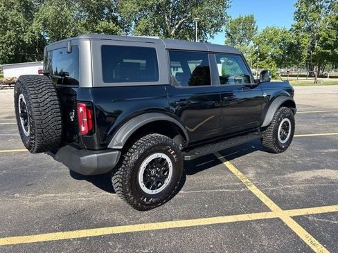 Used 2024 Ford Bronco Outer Banks w/ Sasquatch Package AWD/4WD image 3