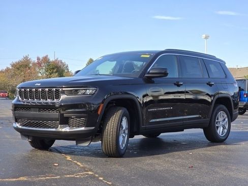 Used 2025 Jeep Grand Cherokee L Laredo w/ Luxury Tech Group I AWD/4WD image 25