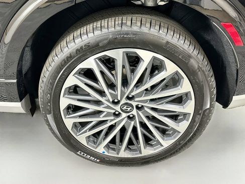New 2027 Hyundai Palisade Calligraphy FWD image 23