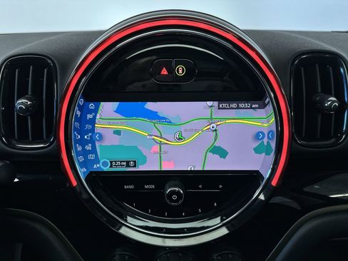 Used 2024 MINI Cooper Countryman S w/ Premium Package image 21