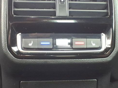 Used 2021 Volkswagen Arteon SEL Premium image 17