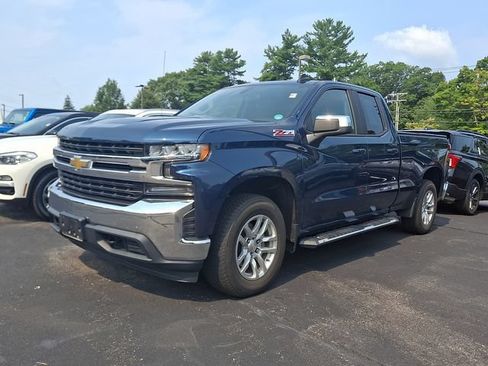 Used 2019 Chevrolet Silverado 1500 LT w/ All-Star Edition AWD/4WD image 2