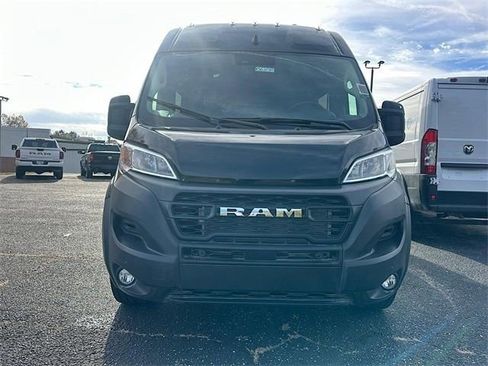 New 2025 RAM ProMaster 3500 w/ Crew Van Package FWD image 27