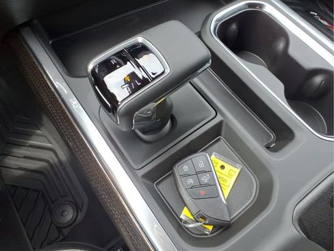 New 2026 Chevrolet Silverado 1500 LT Trail Boss w/ Convenience Package II AWD/4WD image 13