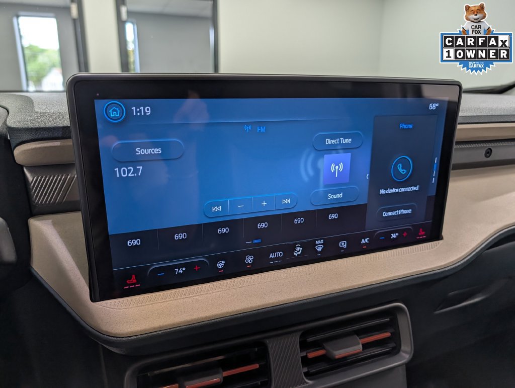 Used 2025 Ford Maverick Lariat AWD/4WD image 14