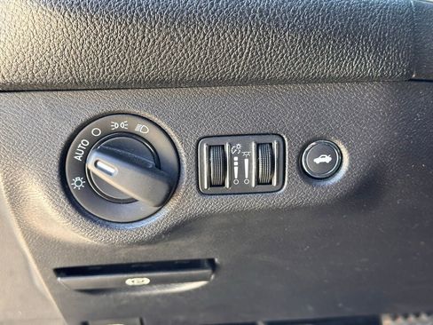 Used 2016 Dodge Challenger SRT Hellcat image 23