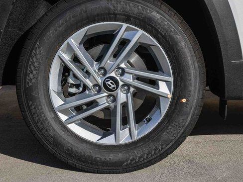New 2026 Hyundai Tucson SE FWD image 8