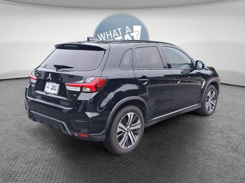 Used 2021 Mitsubishi Outlander Sport SE FWD image 3