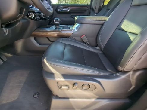 Certified 2023 Chevrolet Silverado 1500 RST w/ Redline Edition image 18