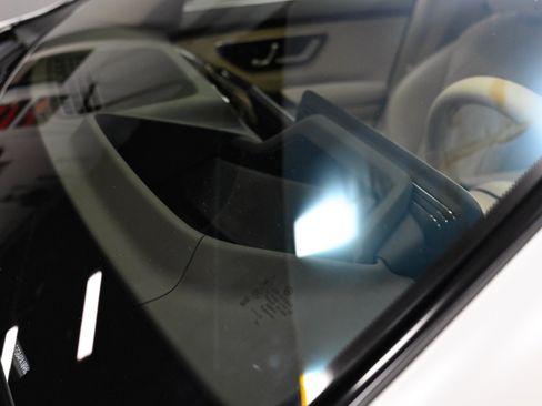 Used 2023 Mercedes-Benz S 580 4MATIC Sedan w/ AMG Line image 46