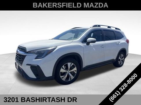 Used 2023 Subaru Ascent Premium w/ Convenience Package AWD/4WD image 26