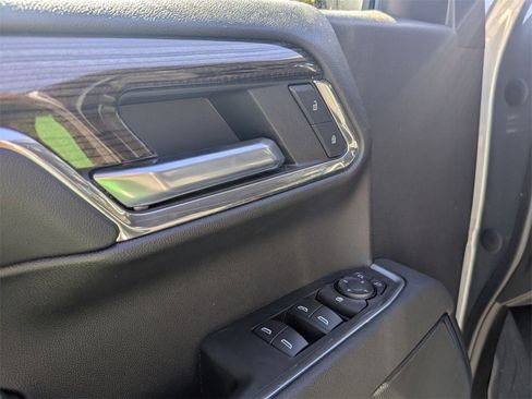 Used 2023 Chevrolet Silverado 1500 RST w/ Redline Edition image 14