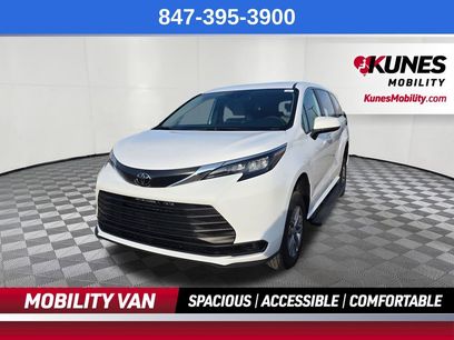 Used 2026 Toyota Sienna LE