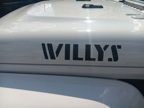 Used 2023 Jeep Gladiator Sport image 5