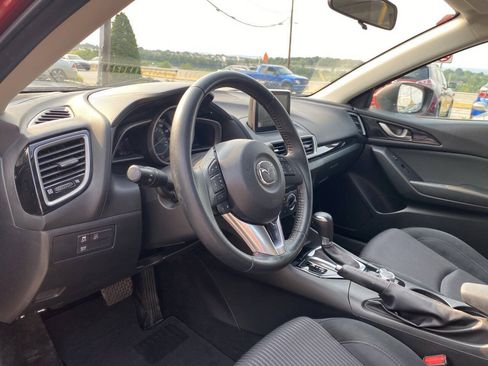 Used 2016 MAZDA MAZDA3 i Touring FWD image 10