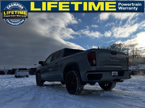 Used 2025 GMC Sierra 1500 Elevation image 10