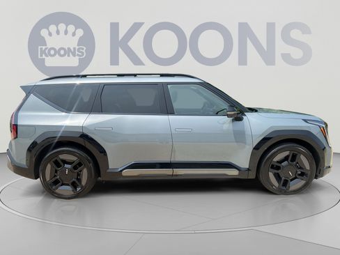 Used 2024 Kia EV9 GT-Line AWD/4WD image 12