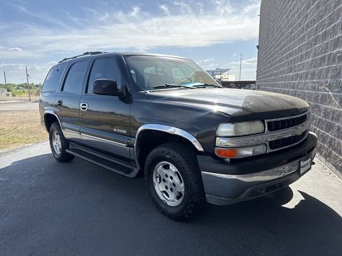 Used 2001 Chevrolet Tahoe LS AWD/4WD image 3