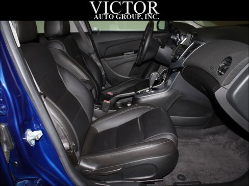 Used 2012 Chevrolet Cruze LTZ w/ RS Package image 32