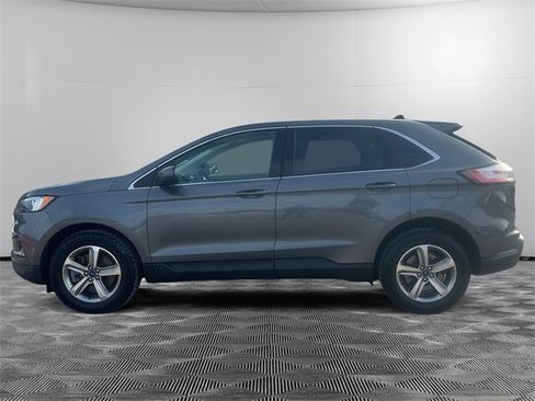 Used 2022 Ford Edge SEL w/ Convenience Package image 2