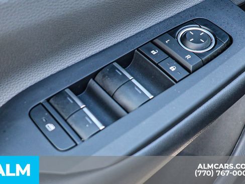 Used 2025 Toyota Prius XLE image 48