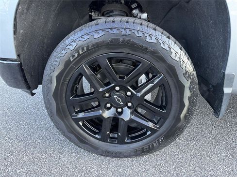 Used 2025 Chevrolet Silverado 1500 LT Trail Boss w/ Convenience Package II AWD/4WD image 10