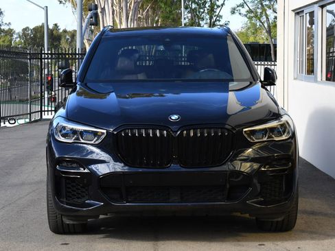 Used 2022 BMW X5 xDrive40i w/ M Sport Package image 3