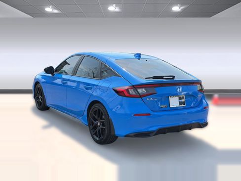 Used 2025 Honda Civic Sport image 3