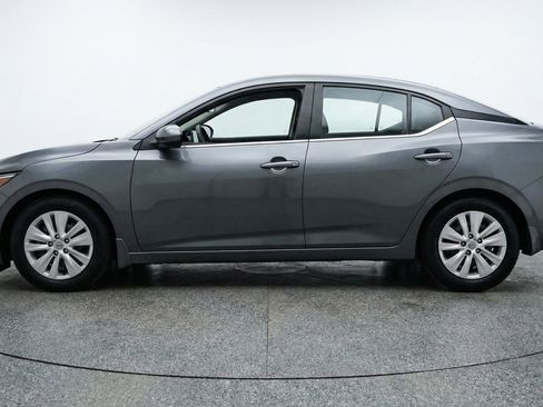 Used 2025 Nissan Sentra S image 5