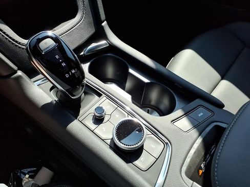 New 2025 Cadillac XT6 Sport w/ Technology Package image 21