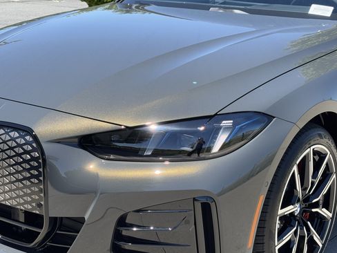 New 2026 BMW i4 xDrive40i w/ M Sport Package AWD/4WD image 6