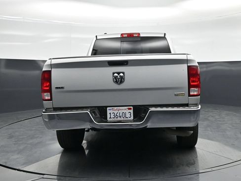 Used 2018 RAM 1500 Classic SLT RWD image 20