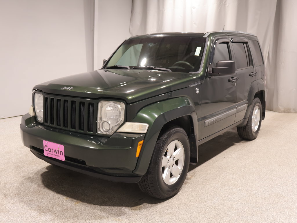 Used 2012 Jeep Liberty Sport AWD/4WD image 6