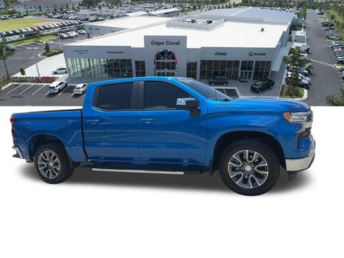 Used 2024 Chevrolet Silverado 1500 LT RWD image 12